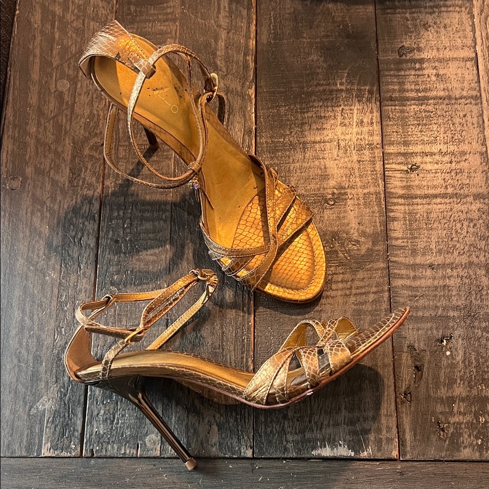 Chic Gold Strappy Heels